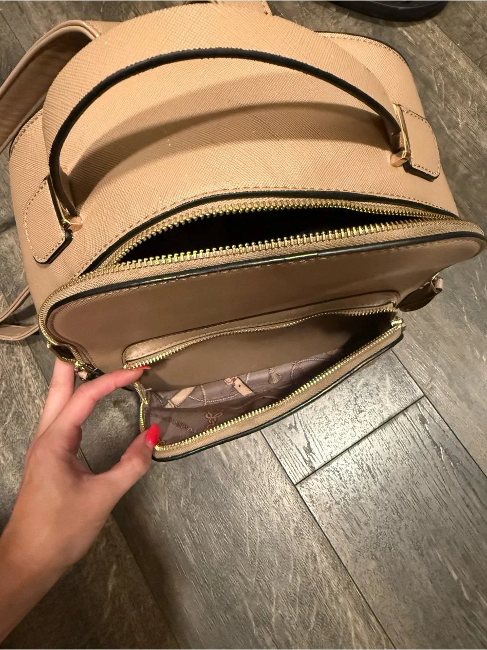 N/A compact stylish